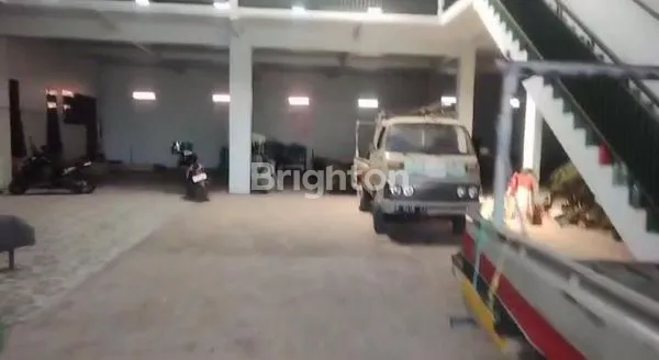 image GUDANG 2 LANTAI LUAS ± 1100 M² POROS JALAN TEJA - KOTA PAMEKASAN, MADURA (6)