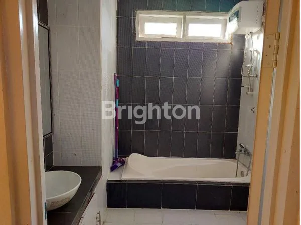 image RUMAH HOOK FULL FURNISHED PESONA MAHAKAM SAMARINDA (7)