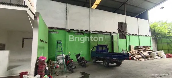 image GUDANG SIAP PAKAI LOKASI NOL JALAN PRAMBON (4)