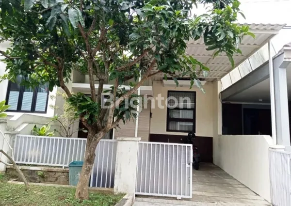 image RUMAH MINIMALIS MODERN DI PERUM ATRANI RESIDENCE WAGIR (1)
