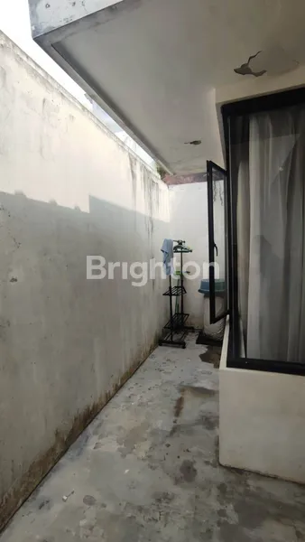 image RUMAH MINIMALIS MODERN DI PERUM ATRANI RESIDENCE WAGIR (8)