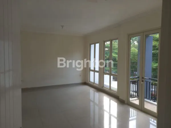 image RUMAH MINIMALIS MODERN DI PERUMAHAN GRAND CITY (4)