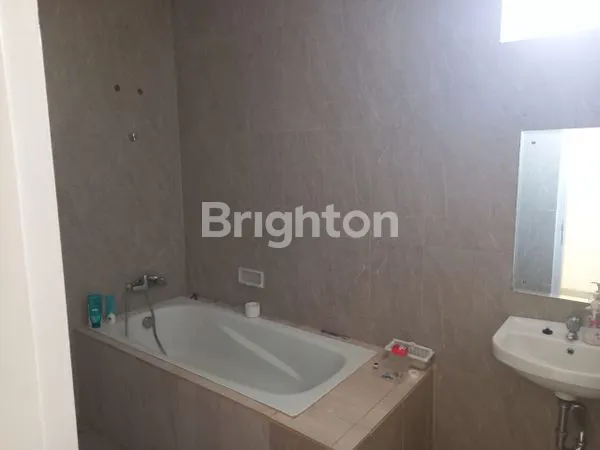 image RUMAH MINIMALIS MODERN DI PERUMAHAN GRAND CITY (3)