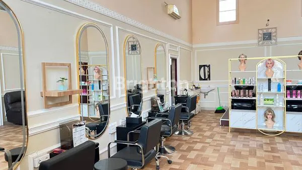 image RUMAH MODERN 2 LANTAI EX USAHA SALON (8)