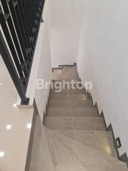 image RUMAH BARU 2 LANTAI DARMO PERMAI TIMUR, DARMO PERMAI SELATAN, VILLA BUKIT MAS, TAMAN HUNIAN SATELIT, GARHA FAMILY SELANGKAH KE HR MUHAMMAD (4)