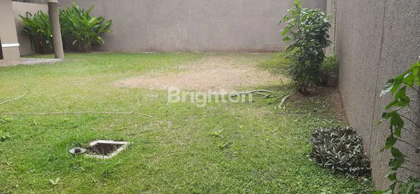 image RUMAH MEWAH HOOK DI KOTA BARU PARAHYANGAN (7)