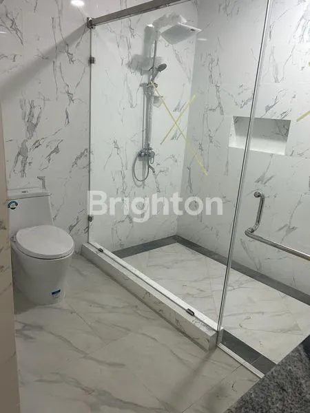 image RUMAH MODERN MINIMALIS DII PERUMAHAN GRAND TARUMA, KERAWANG (6)