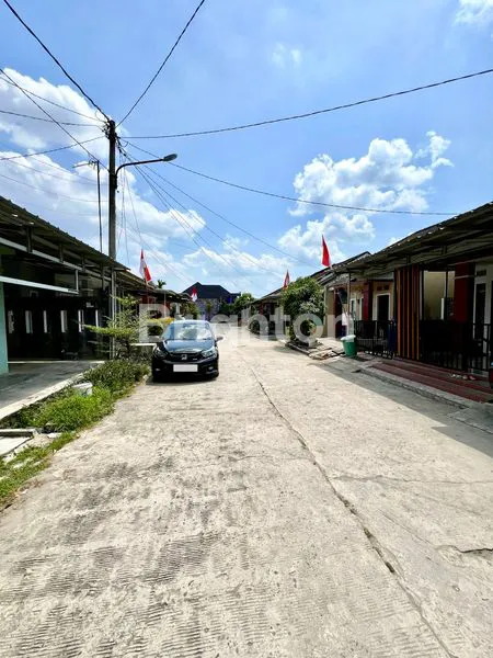 image RUMAH BAGUS DAN NYAMAN HARGA TERJANGKAU DI DALAM KOMPLEK PERUMAHAN GREEN CATLEYA DAERAH SAKO (2)