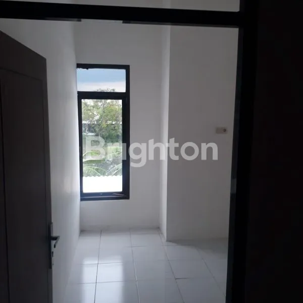 image RUKO 2 LANTAI , ADA 2 UNIT JEJER LOKASI STRATEGIS  (1)