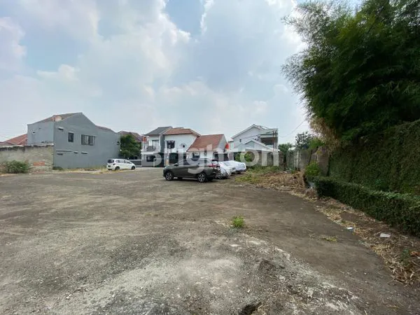 Gambar Property