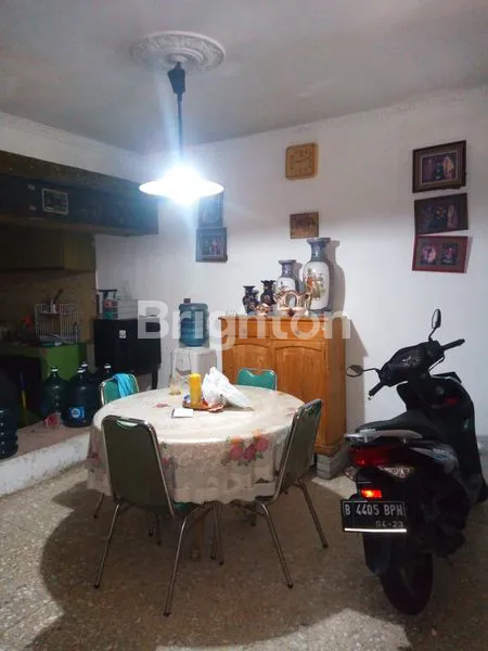 image RUMAH TOMANG 9 X 12 JAKARTA BARAT (6)
