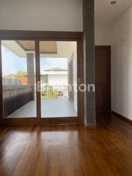 image 3BR FURNISHED LUXURY VILLA IN ULUWATU PREMIUM LOCATION (4)