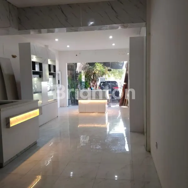 image RUKO LUAS TIGA LANTAI DI KAWASAN PARIWISATA SANUR  (5)