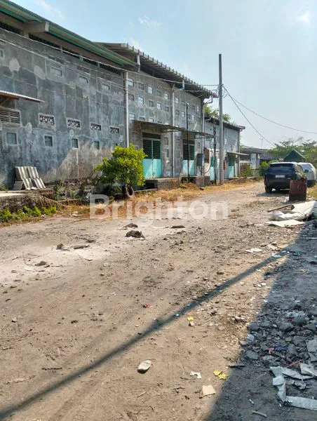 image GUDANG LOS - LOSAN STRATEGIS JALAN LEBAR DI LIK BUGANGAN SEMARANG (4)