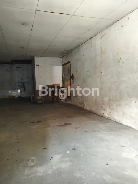 image GUDANG LOS - LOSAN STRATEGIS JALAN LEBAR DI LIK BUGANGAN SEMARANG (4)