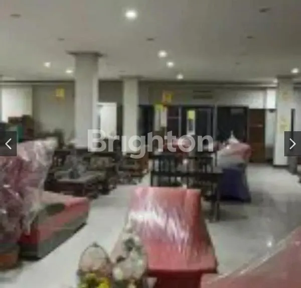 image RUKO SUPER STRATEGIS TEPAT DEPAN PASAR CIPUTAT TANGSEL (3)