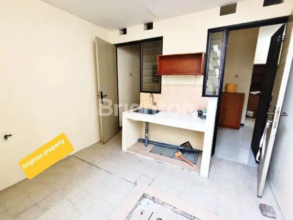 image RUMAH NYAMAN ASRI SIAP HUNI SUKOLILO KEPUTIH (3)