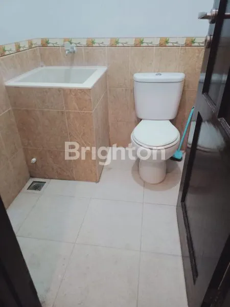 image RUMAH FULLERTON,SIAP HUNI BARU RENOV (6)