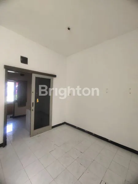 image RUMAH DEKAT SAMSAT SIDOARJO KOTA  (5)