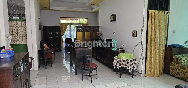 image STRATEGIS, DIKELILINGI KAMPUS: SANATA DHARMA, ATMAJAYA, UNY, UGM, PAKUWON MALL  (2)