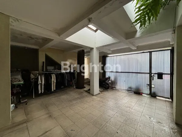 image RUMAH 1,5 LANTAI SIAP HUNI DI CIUMBULEUIT, DEKAT UNIVERSITAS PARAHYANGAN BANDUNG (1)