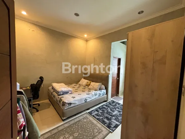 image RUMAH 1,5 LANTAI SIAP HUNI DI CIUMBULEUIT, DEKAT UNIVERSITAS PARAHYANGAN BANDUNG (7)