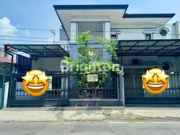 image RUMAH 2 LANTAI YG CANTIK DAN MINIMALIS. COCOK UNTUK RUMAH TINGGAL, KANTOR ATAU RUMAH KOST (1)