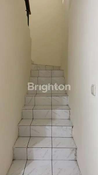 image RUMAH DAAN MOGOT BARU BANGUNAN 2 LANTAI, KALIDERES, JAKARTA BARAT (4)