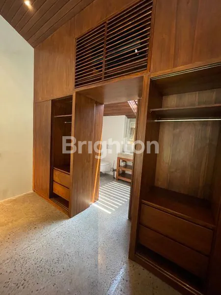 image 1 BR MONTHLY MODERN LUX APARTMENT IN SANUR ONLY 5 MINS WALKING TO THE BEACH (6)