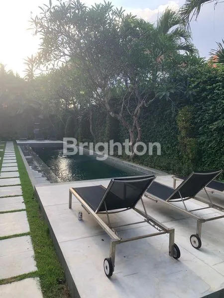 image 1 BR MONTHLY MODERN LUX APARTMENT IN SANUR ONLY 5 MINS WALKING TO THE BEACH (8)