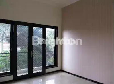 image RUMAH TAMAN PUSPA RAYA CITRALAND SURABAYA BARAT,  CIAMIK SANGAT SIAP HUNI (2)