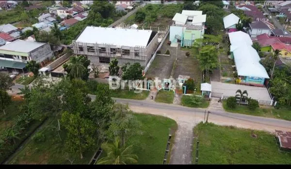image LAHAN LUAS SIAP BANGUN COCOK UNTUK PERUMAHAN LOKASI STRATEGIS PINGGIR JALAN RAYA PONTIANAK BARAT  (3)