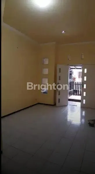 image RUMAH SIAP HUNI JAMBANGAN GAYUNGSARI (4)