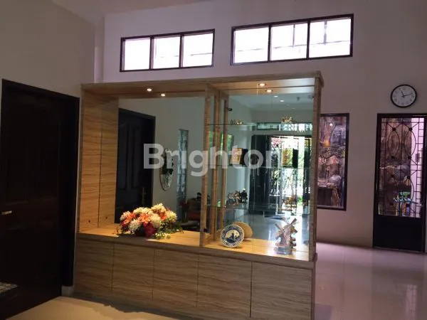 image RUMAH 2 LANTAI YG CANTIK DAN MINIMALIS. COCOK UNTUK RUMAH TINGGAL, KANTOR ATAU RUMAH KOST (2)