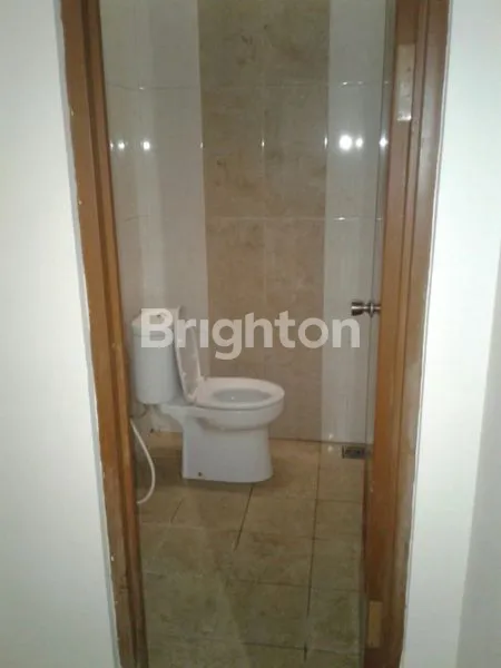 image RUMAH 2 LANTAI YG CANTIK DAN MINIMALIS. COCOK UNTUK RUMAH TINGGAL, KANTOR ATAU RUMAH KOST (7)