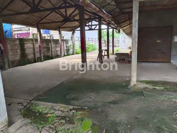 image GUDANG DI LOKASI STRATEGIS DI PINGGIR JALAN RAYA BEKASI DI PUSAT DISTRIBUSI (4)