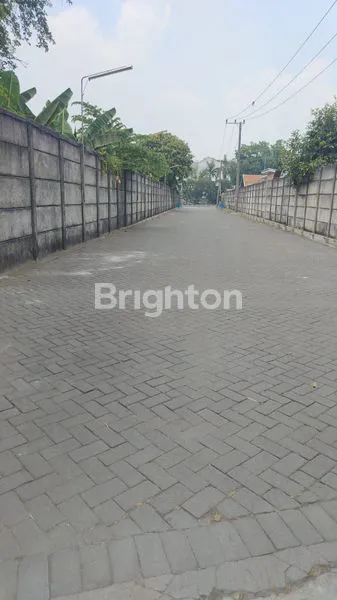 image TEMPAT USAHA, LOKASI NOL JALAN. BAGUS DAN DEKAT KEMANA MANA (2)