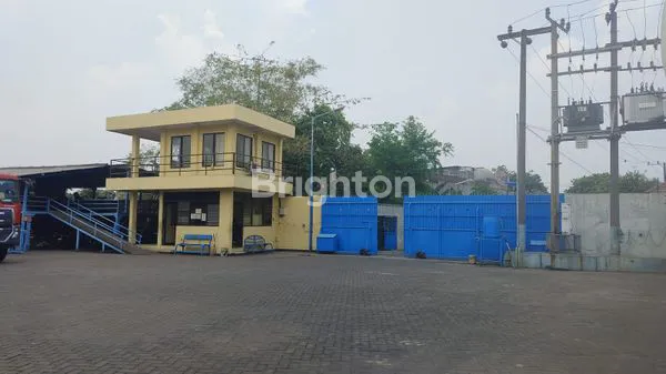 image TEMPAT USAHA, LOKASI NOL JALAN. BAGUS DAN DEKAT KEMANA MANA (3)