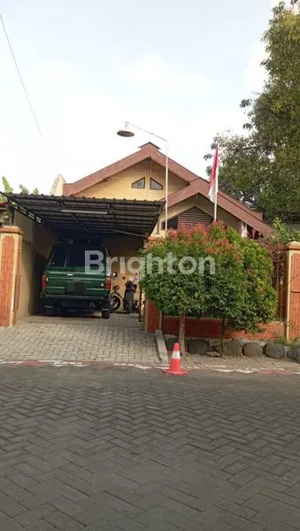 image RUMAH STRATEGIS DI SURABAYA (1)