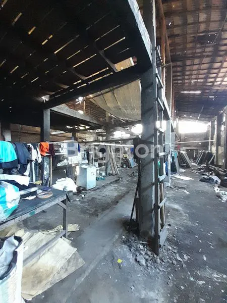 image JL KAPTEN MULYADI, PASAR KLIWON, SURAKARTA, TANAH LUAS DEKAT JALAN RAYA, LOKASI STRATEGIS, COCOK UNTUK BERBAGAI MACAM USAHA MAUPUN GUDANG (6)