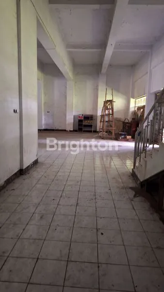 image RUMAH LUAS DAERAH KELAS 1 MAKASSAR (3)