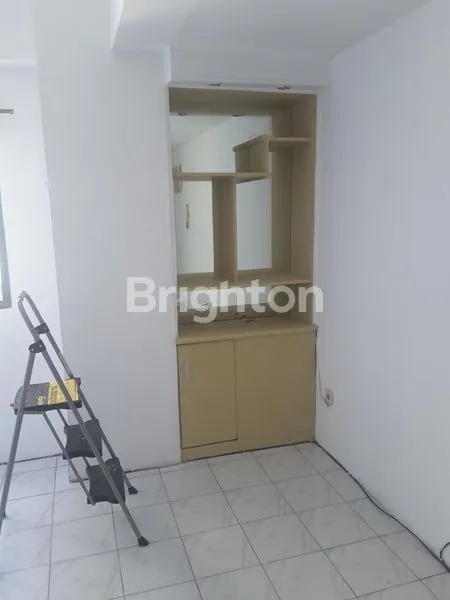 image APARTEMEN RAJAWALI 2 KAMAR TIDUR SEMI FURNISH (2)