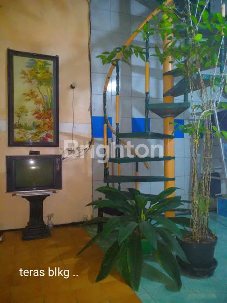 image RUMAH ASRI 2LT LINGKUNGAN TENANG - JL BUNGA (5)