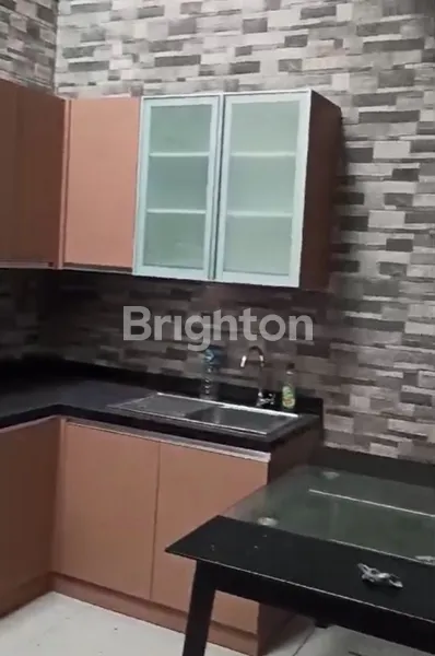 image RUMAH SIAP HUNI DI ROYAL PARK RESIDENCE DEKAT UPN SURABAYA TIMUR (6)