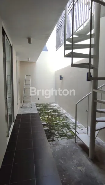 image NEW HOUSE MINIMALIS TPR TAMAN PUSPA RAYA CITRALAND SURABAYA BARAT (4)