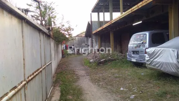 TANAH + KONSTRUKSI BANGUNAN UNTUK KOS-KOSAN