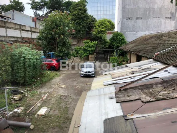 image RUMAH DAN RUKO DIJUAL DI KEBAYORAN LAMA CIPUTAT RAYA JAKARTA SELATAN  (7)