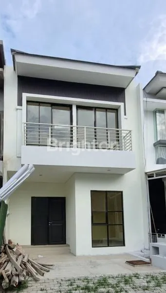 image RUMAH 2 LANTAI BARU GRESS ZIMBALI COSTA GRAND ISLAND PAKUWON CITY (1)