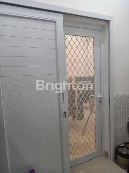 image DIJUAL RUMAH SIAP HUNI TANPA RENOVCLUSTER G PLAMONGAN INDAH (6)