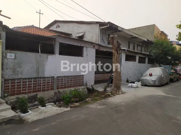 image RUMAH HITUNG TANAH 636M2 CENGKARENG (1)